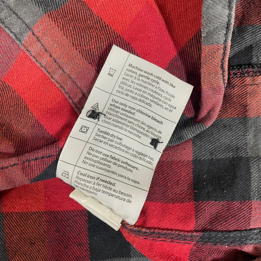 Carhartt Flannel Shirt Womens Small 4 6 Red Black Plaid Button Up - Picture 4 of 12